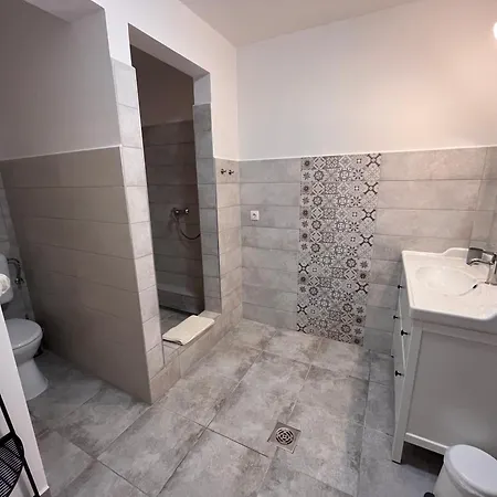 ゲストハウス Pacsirta Grand